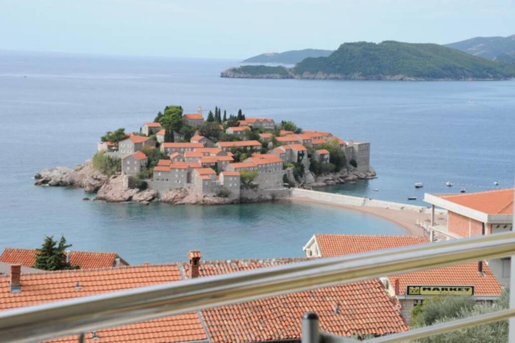 Bmv Room With East Island View Sveti Stefan Buitenkant foto