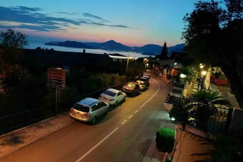 Bmv Room With East Island View Sveti Stefan Buitenkant foto