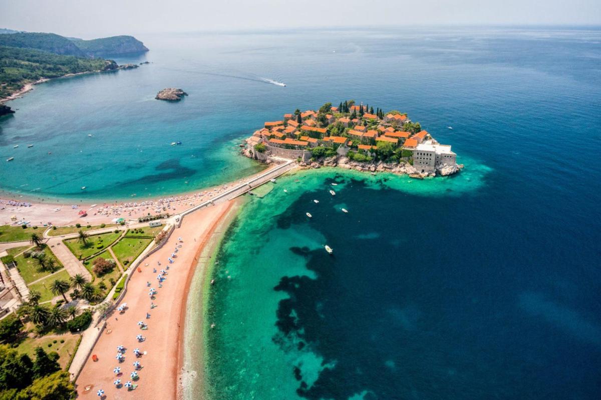 Bmv Room With East Island View Sveti Stefan Buitenkant foto